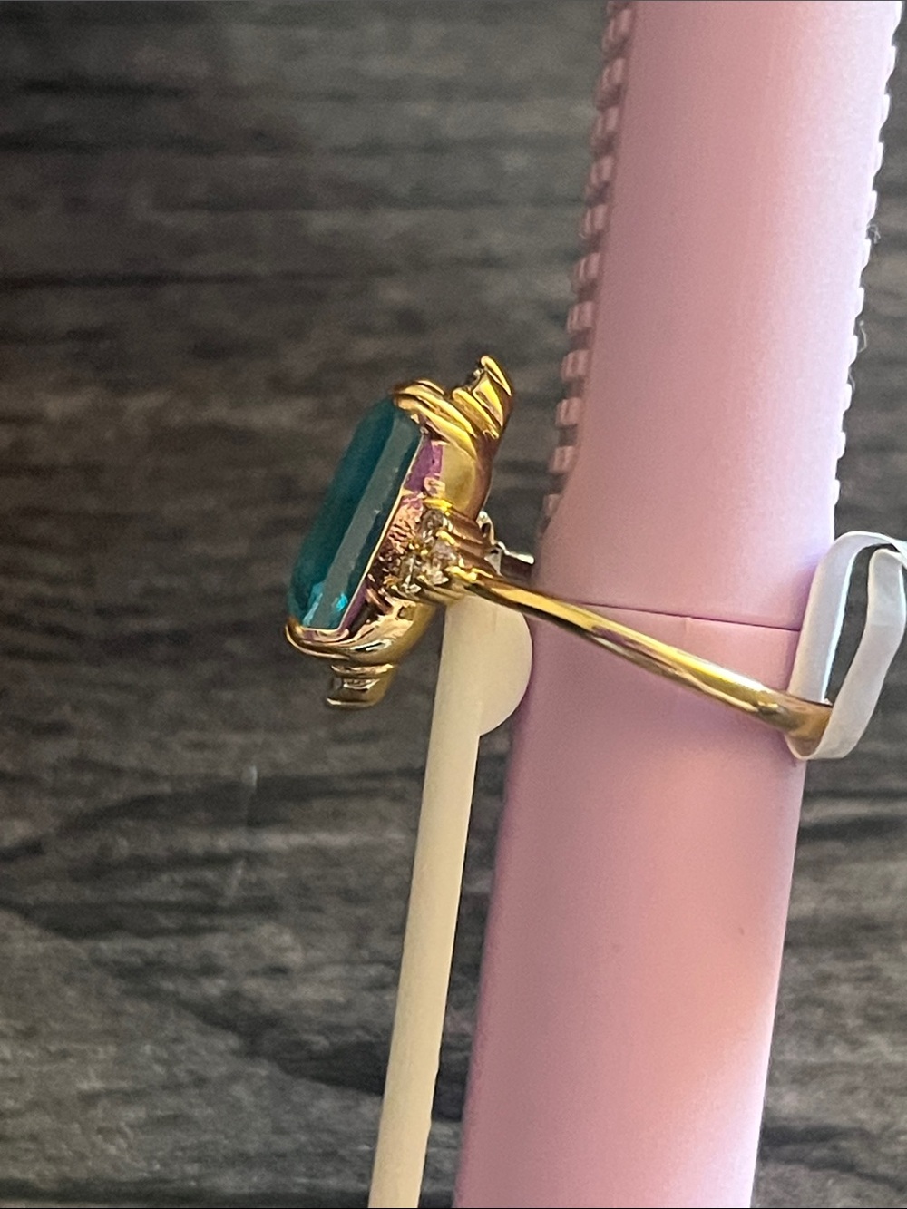 Bomb Party NWT ‘The Everlie’ Color Changing Ring - Picture 4 of 4